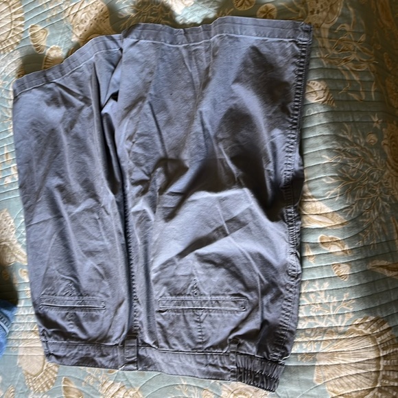 Size 42 blue gray, all cotton shorts, front pockets, and back pock - Picture 2 of 4